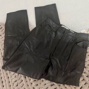 Size 4/27 Abercrombie & Fitch black The ankle straight ultra high rise